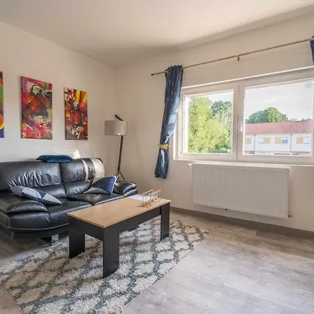 26m - Salon Et Kitchenette Prive - Wifi Woippy